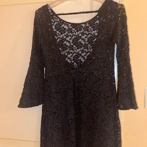 Black dress with flowy sleeves